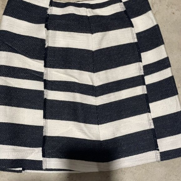 Ann Taylor Loft Navy Blue White Stripe A-line Short Skirt Women's Petites 6P New - Picture 1 of 2